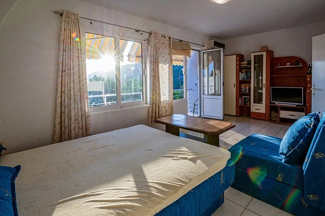 Four-story house in Sutomore with a beautiful sea view — photo 7